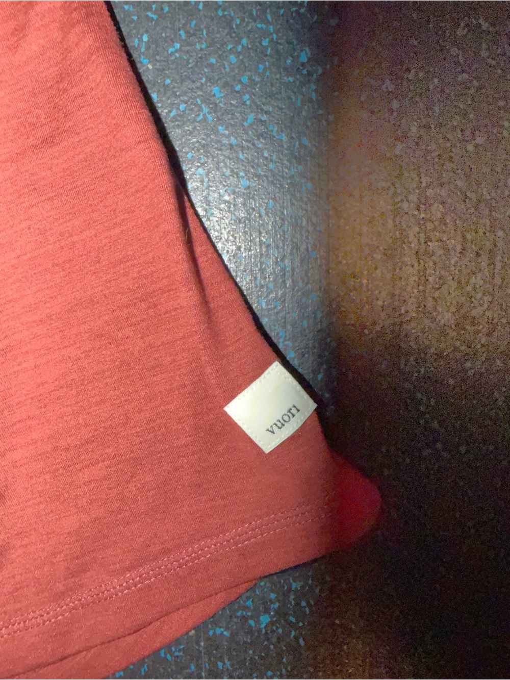 Vuori Rust Racerback - Picture 2 of 4